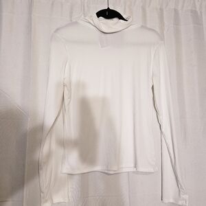 Long-sleeved turtleneck corduroy top